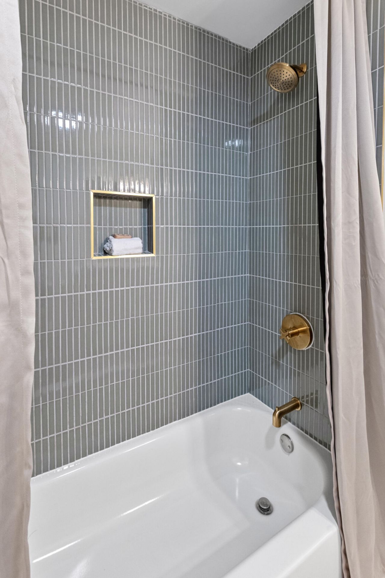 742 Leafwood Road Photo 36