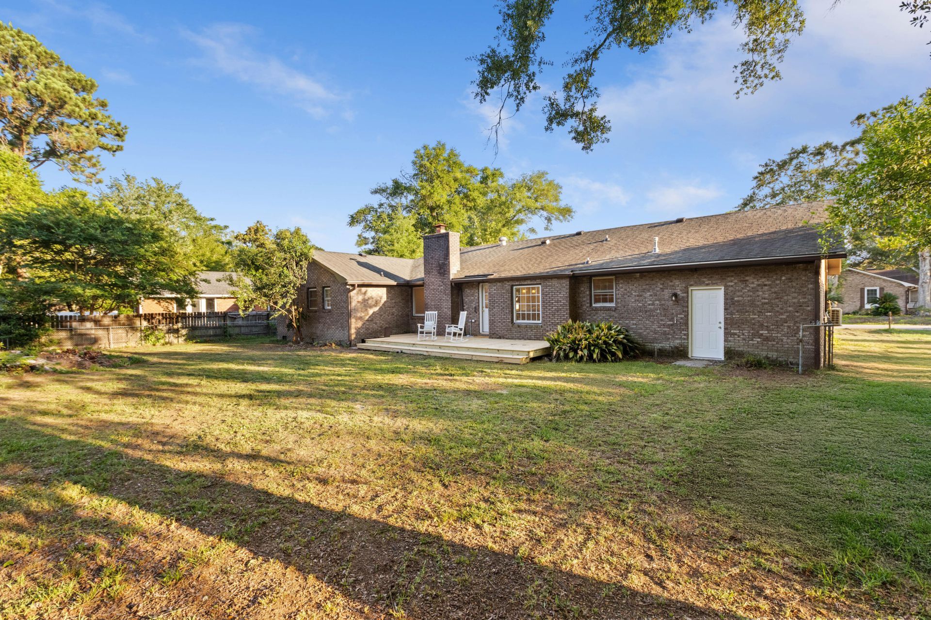 742 Leafwood Road Photo 45