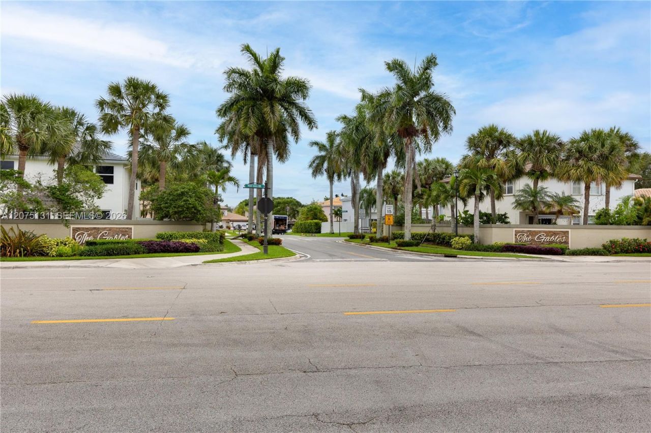 46 Gables Blvd , Weston, FL 33326 Photo