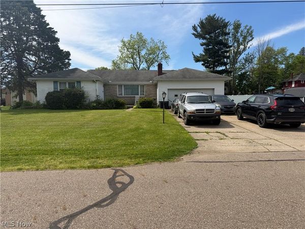 113 Sprankle Street NE, Navarre, OH 44662