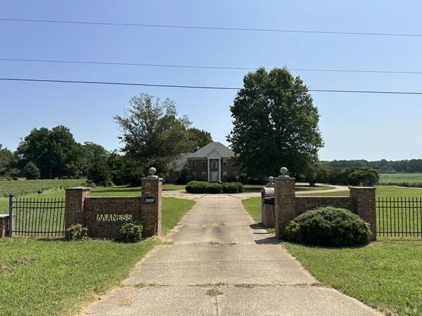 4925 STATE ROUTE 225 HWY, Henderson, TN 38340