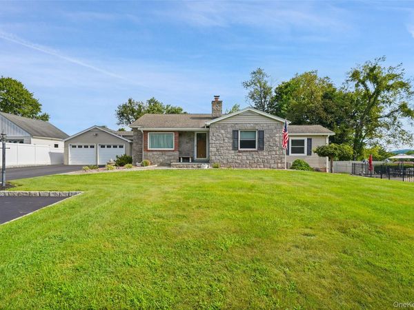 36 Ernhofer Drive, Carmel, NY 10512