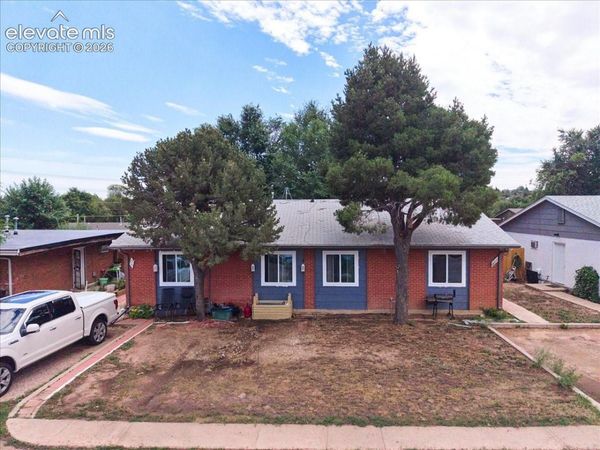 377-379 Fairway NA, Colorado Springs, CO 80906