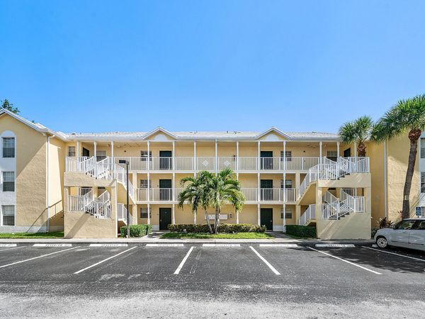 6300 La Costa Drive, Unit H, Boca Raton, FL 33433