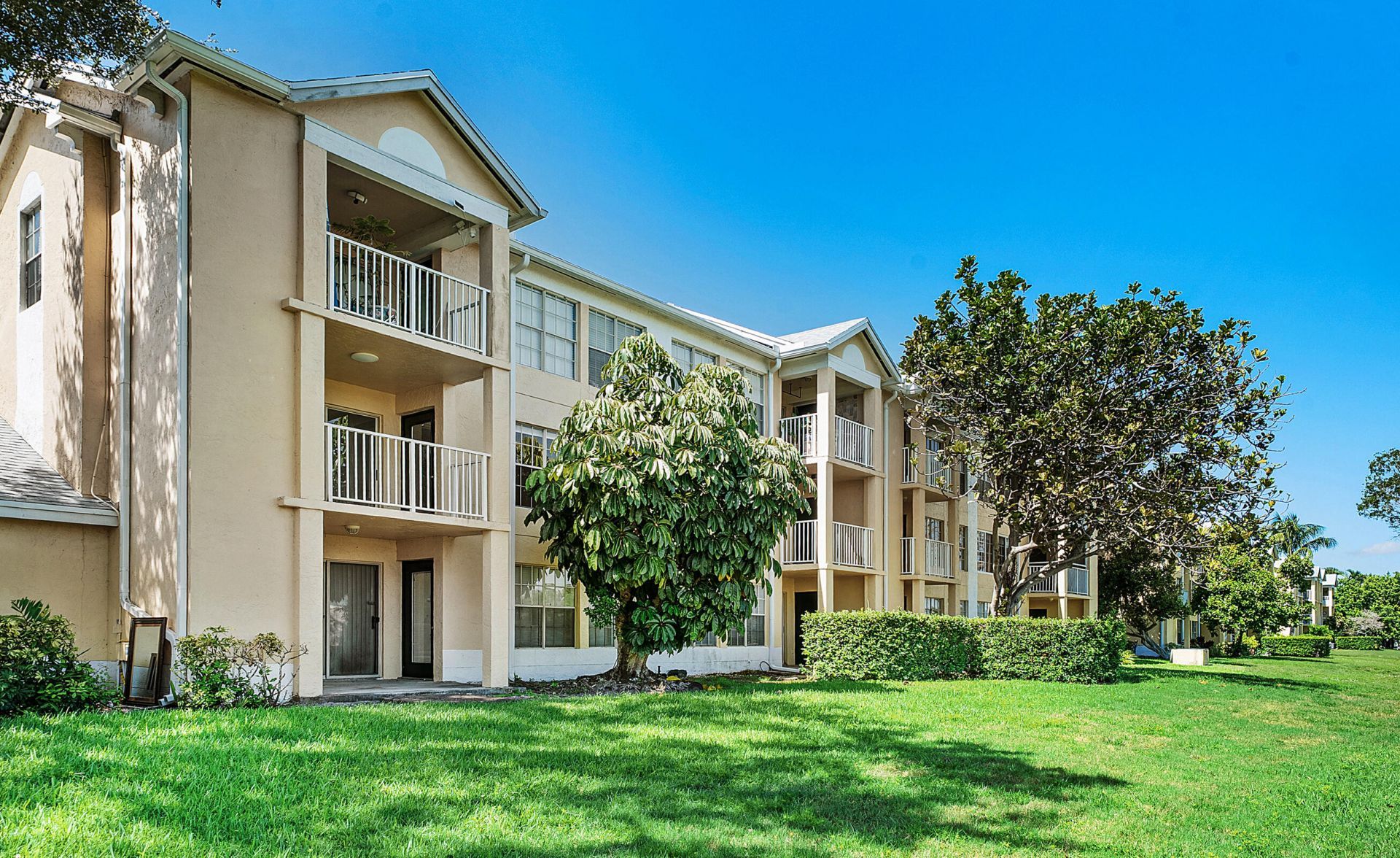 6300 La Costa Drive, Unit H, Boca Raton, FL 33433 Photo