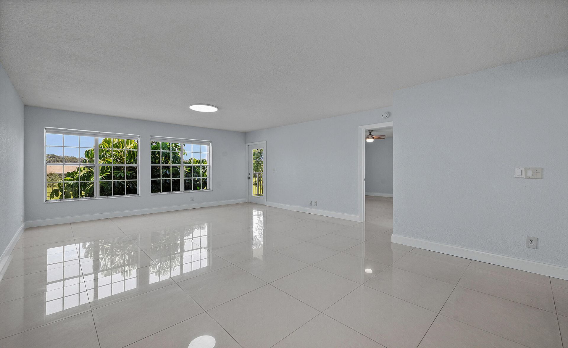 6300 La Costa Drive, Unit H, Boca Raton, FL 33433 Photo