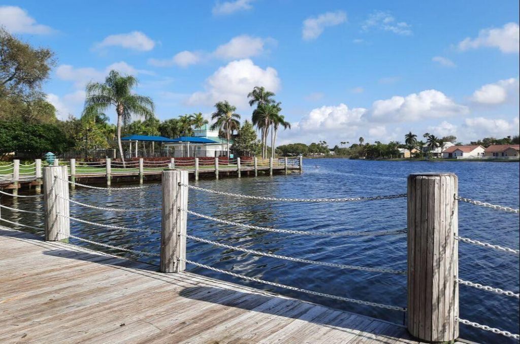 18301 NW 16th Street, Pembroke Pines, FL 33029 Photo
