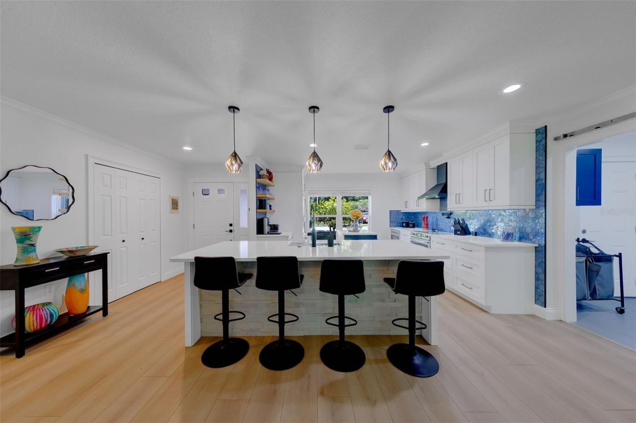 2043 Dodge Street , Clearwater, FL 33760 Photo