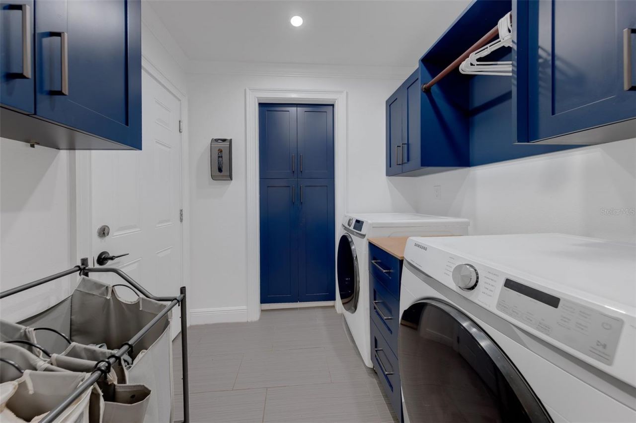 2043 Dodge Street , Clearwater, FL 33760 Photo