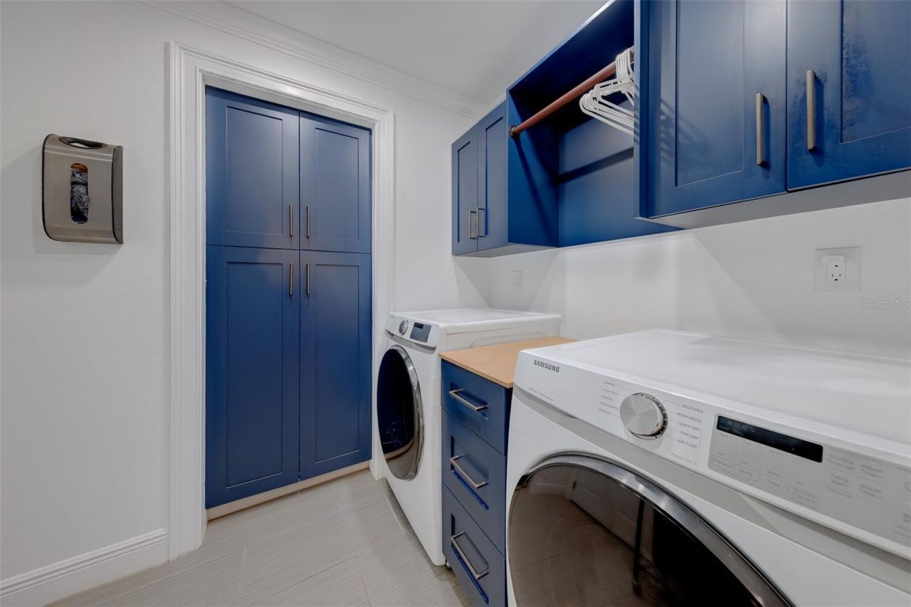 2043 Dodge Street , Clearwater, FL 33760 Photo