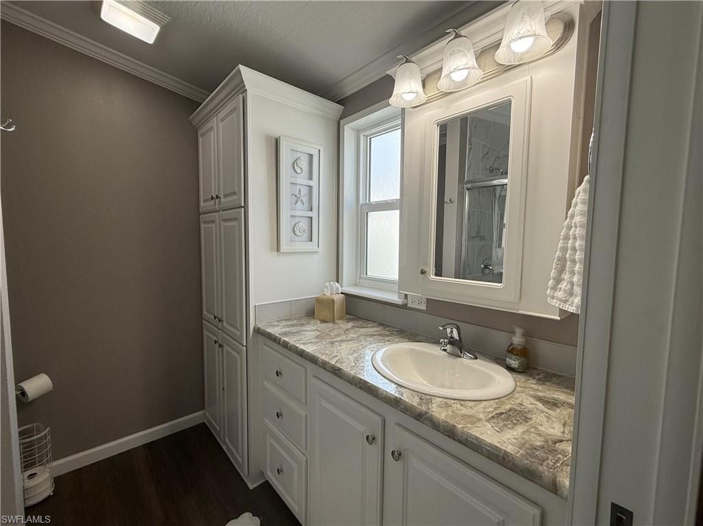 1626 Diamond Lake Cir, Naples, FL 34114 Photo