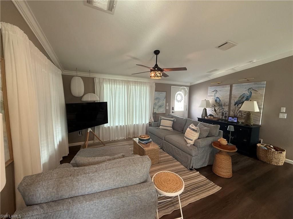 1626 Diamond Lake Cir, Naples, FL 34114 Photo