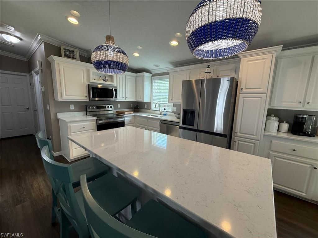1626 Diamond Lake Cir, Naples, FL 34114 Photo