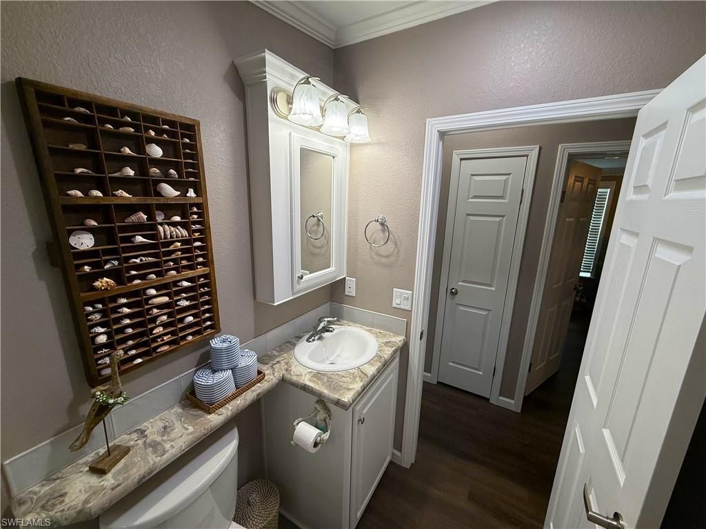1626 Diamond Lake Cir, Naples, FL 34114 Photo