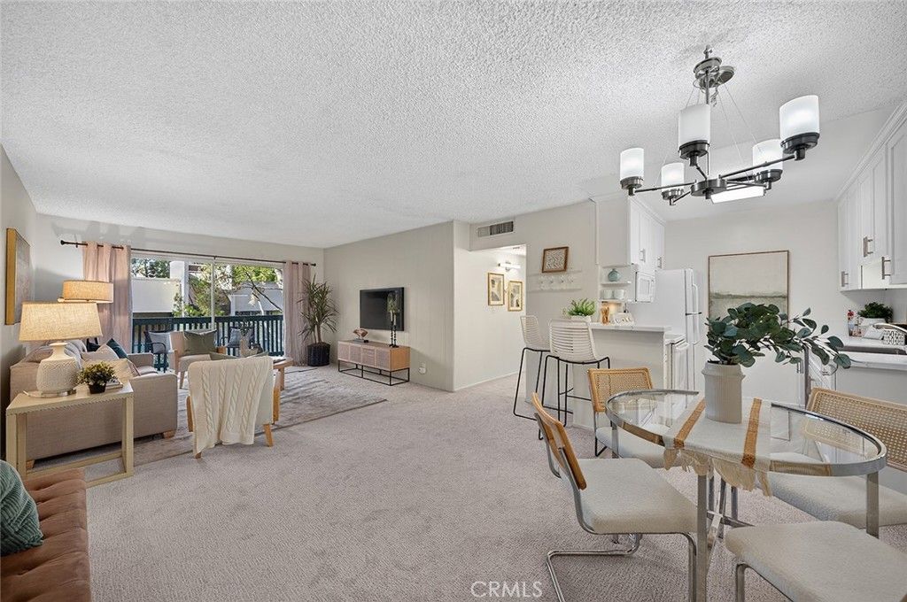 576 N Bellflower, Unit 320, Long Beach, CA 90814 Main Photo