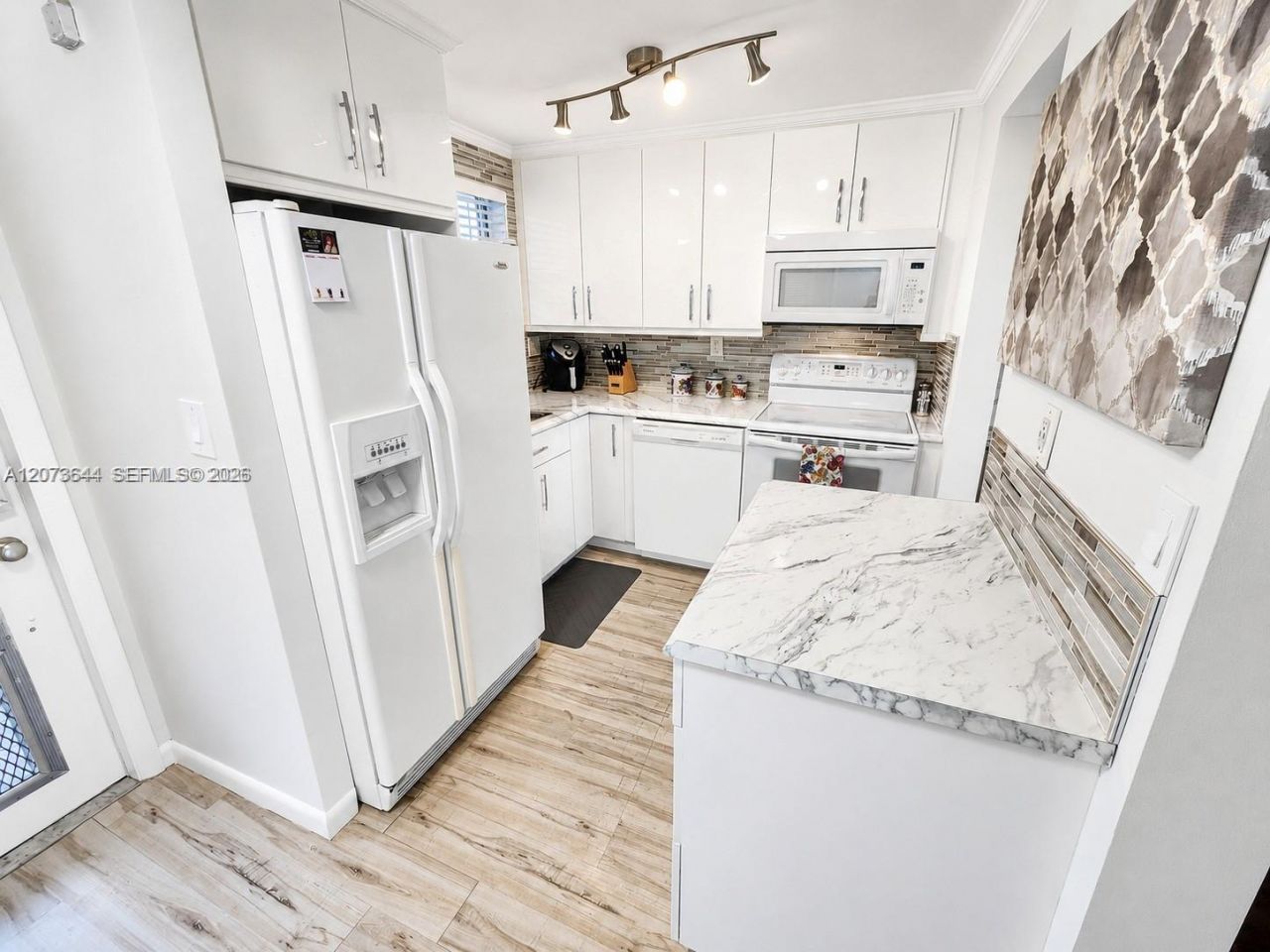 2801 N Pine Island Rd , Unit 208, Sunrise, FL 33322 Photo