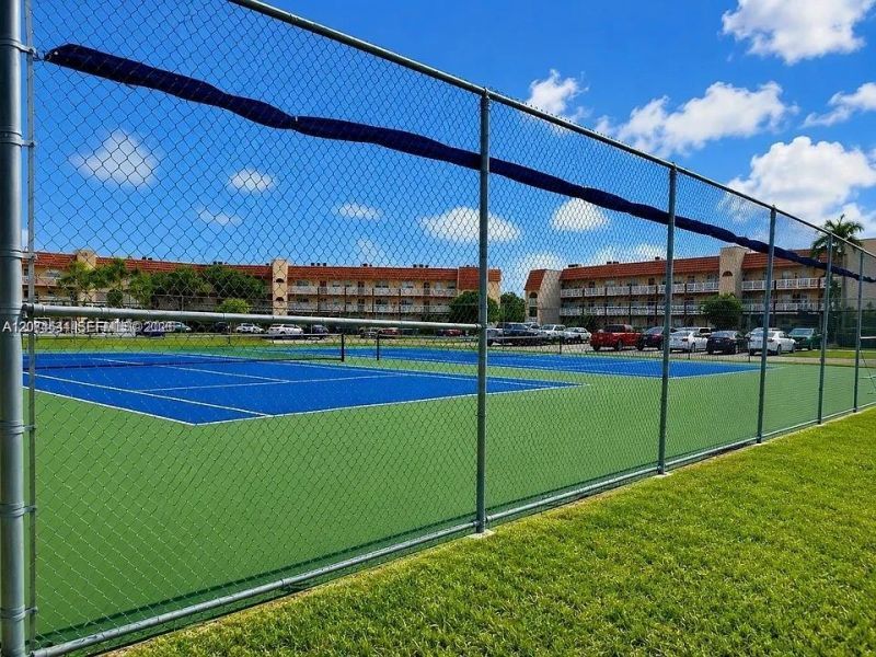 2801 N Pine Island Rd , Unit 208, Sunrise, FL 33322 Photo