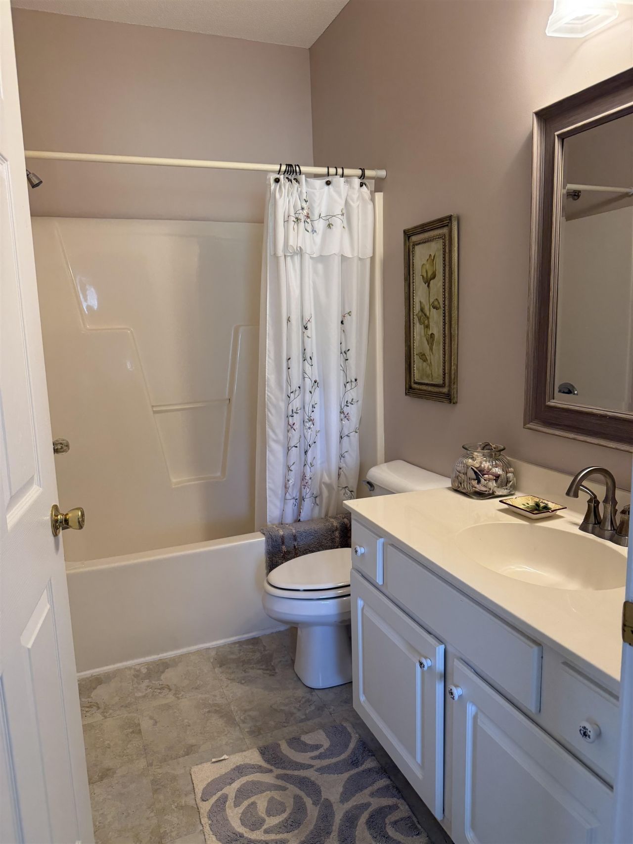 248 Sun Colony Blvd. Photo 7