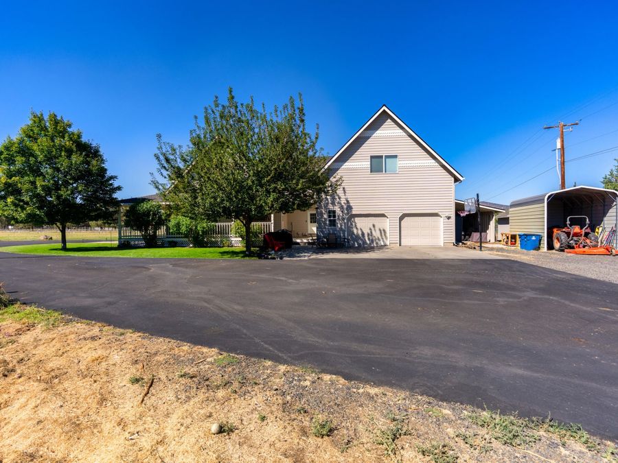 Property Image 76