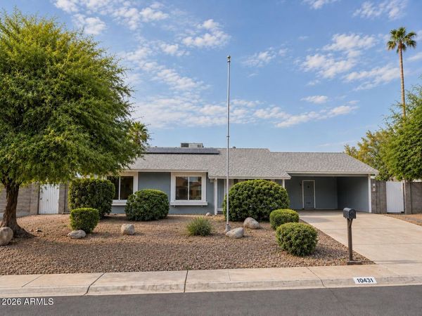 2031 E VISTA Drive, Phoenix, AZ 85022