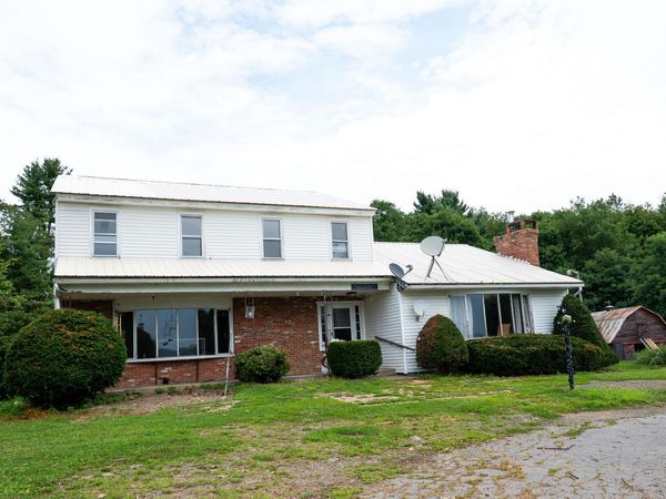 246 Crawford Lane, New Berlin, NY 01201