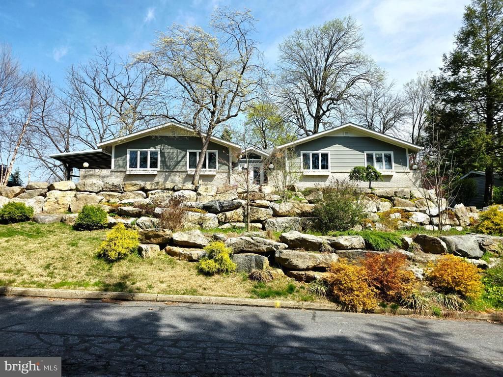 3525 BYRD AVENUE, ALLENTOWN, PA 18103