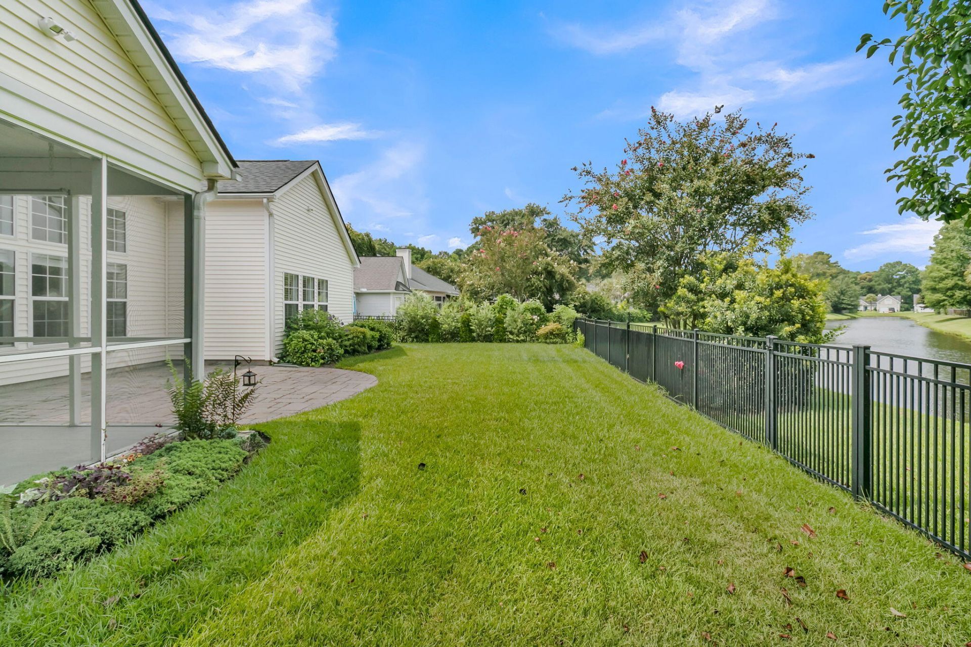 2235 Andover Way Photo 6