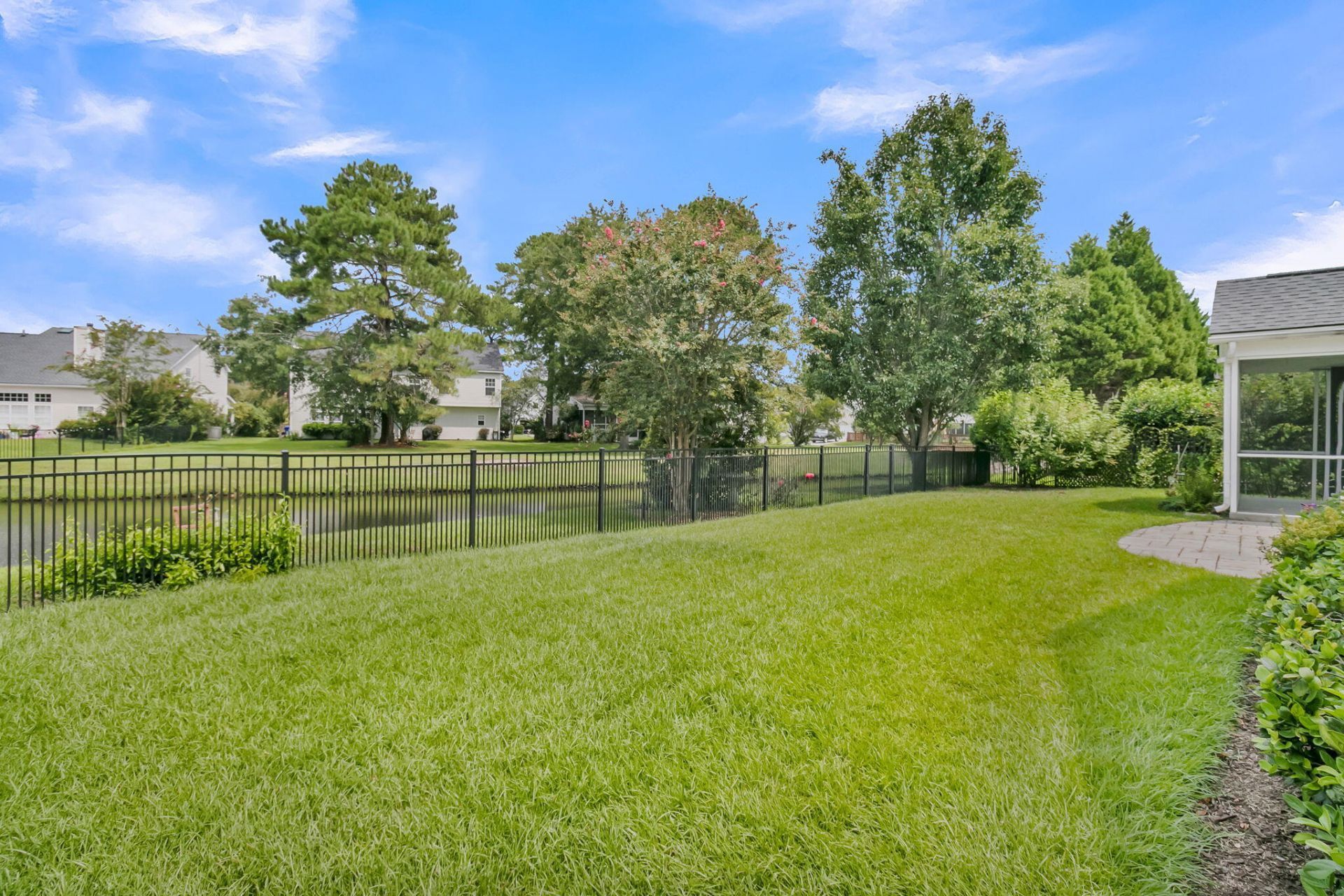 2235 Andover Way Photo 7