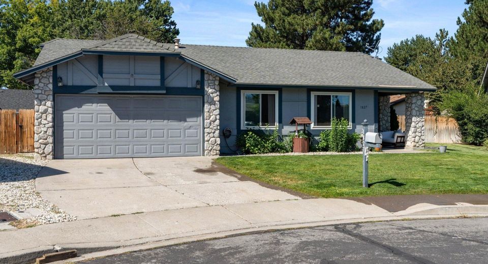 1827 Topeka Court, Sparks, NV 89434 Photo