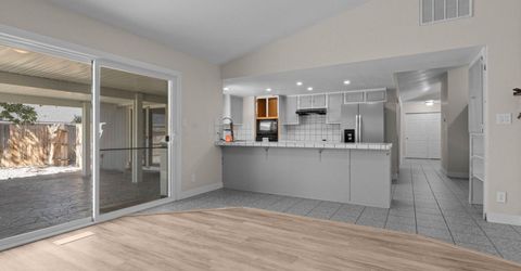 1827 Topeka Court, Sparks, NV 89434 Photo