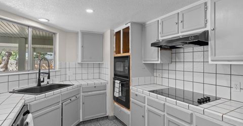1827 Topeka Court, Sparks, NV 89434 Photo
