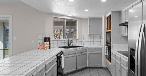 1827 Topeka Court, Sparks, NV 89434 Photo