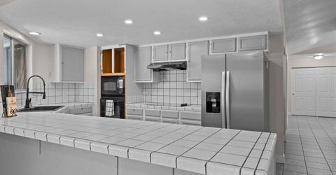 1827 Topeka Court, Sparks, NV 89434 Photo
