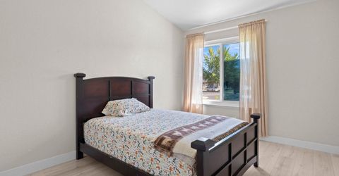1827 Topeka Court, Sparks, NV 89434 Photo