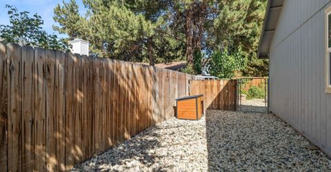 1827 Topeka Court, Sparks, NV 89434 Photo