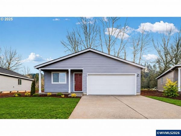 674 Minnesota St, Lebanon, OR 97355