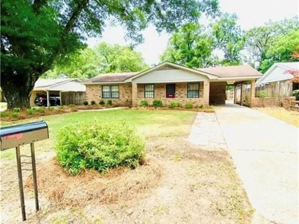 708 Ynestra Drive, Mobile, AL 36609