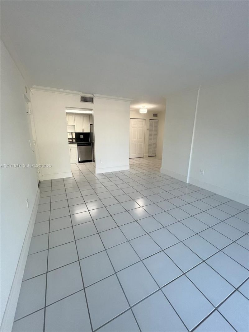 8311 SW 142nd Ave, Unit I204, Miami, FL 33183 Photo