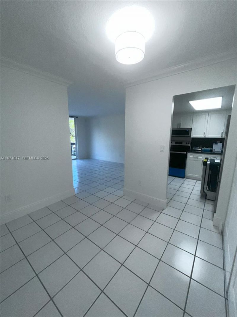 8311 SW 142nd Ave, Unit I204, Miami, FL 33183 Photo