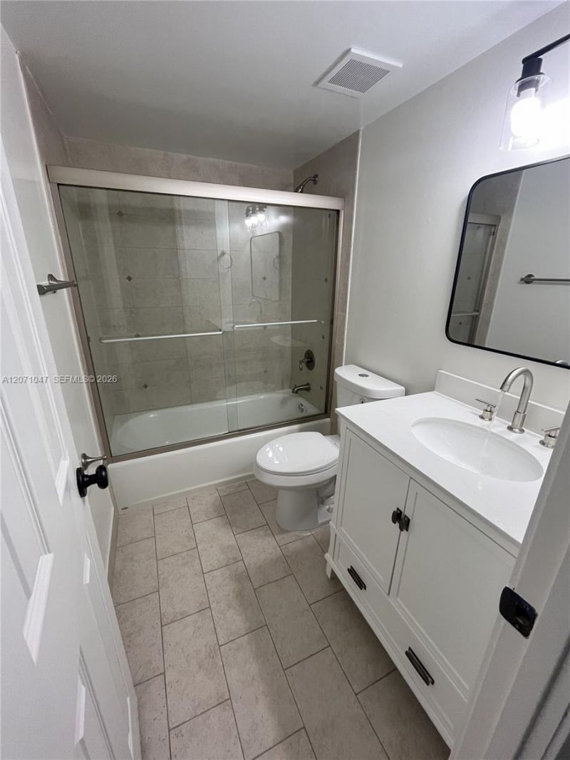 8311 SW 142nd Ave, Unit I204, Miami, FL 33183 Photo