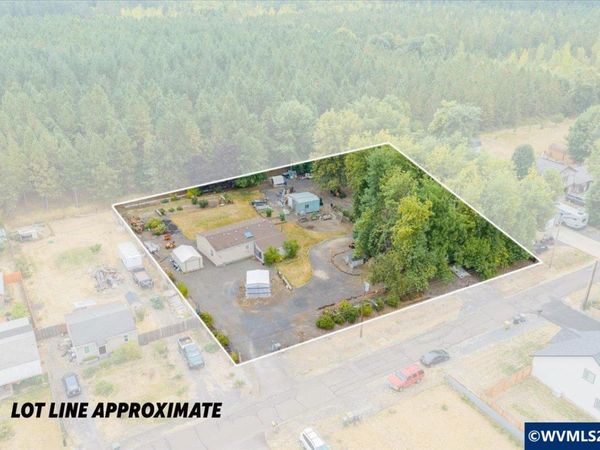 1087 38th Av, Sweet Home, OR 97386