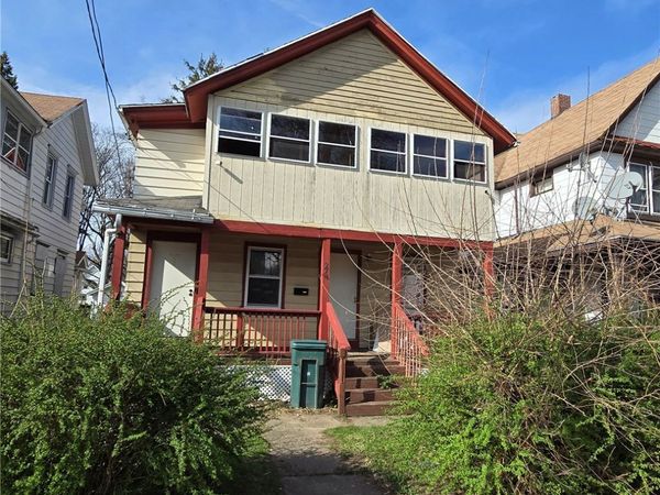 274 Champlain Street , Rochester, NY 14608