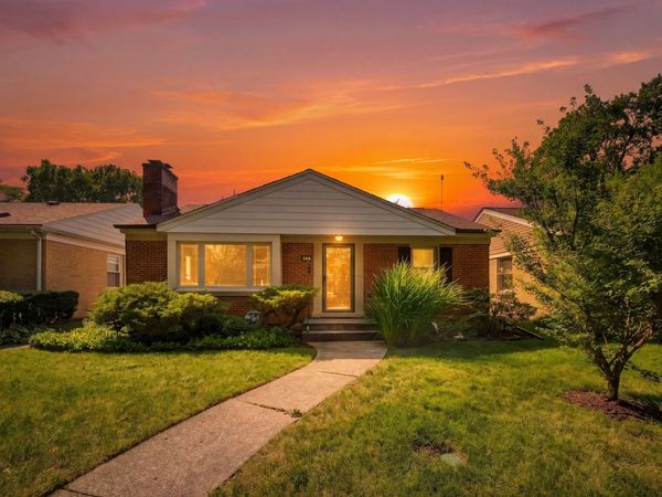 8120 Keystone Avenue , Skokie, IL 60076