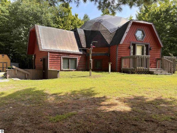 9980 Cresent Shores, Traverse City, MI 00000
