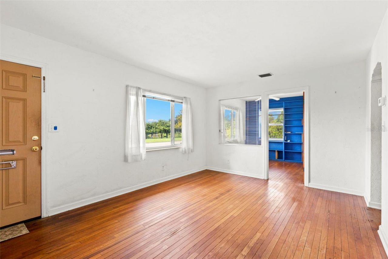 2221 13th Avenue N, Saint Petersburg, FL 33713 Photo
