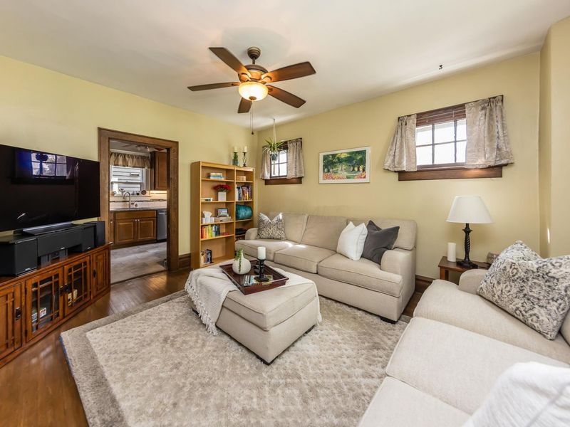 2551 Glenmawr Avenue, Columbus, OH 43202 Photo 14
