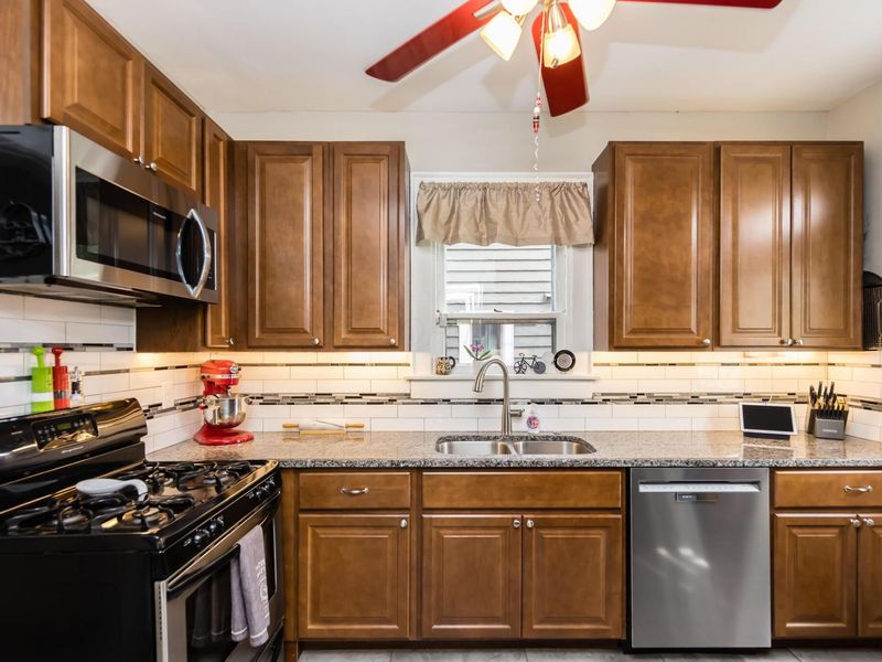 2551 Glenmawr Avenue, Columbus, OH 43202 Photo 15