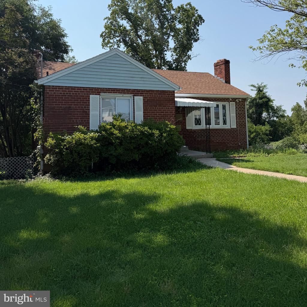 1729 IVERSON STREET , OXON HILL, MD 20745