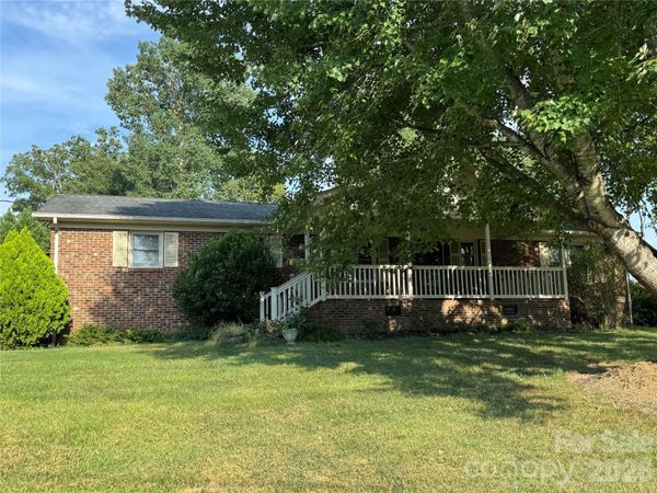 804 Lauras Lane, Albemarle, NC 28001