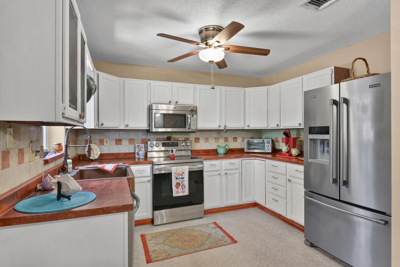 4195 NE Hyline Drive, Jensen Beach, FL 34957 Photo